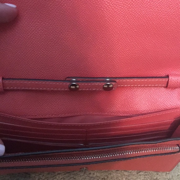 “Coach” leather crossbody bag, brand new - Picture 4 of 7